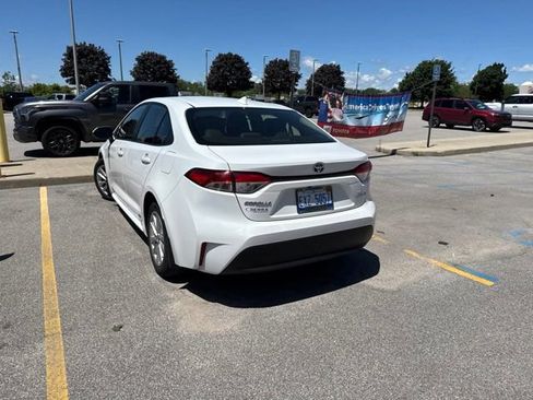 Used 2024 Toyota Corolla LE w/ LE Convenience Package AWD/4WD image 7