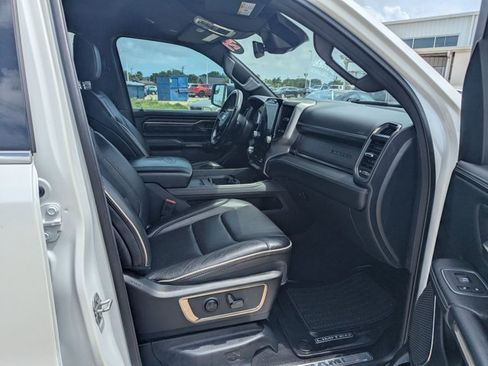 Used 2021 RAM 1500 Limited w/ Body Color Bumper Group RWD image 18