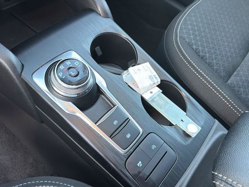 Used 2025 Ford Escape Active FWD image 26