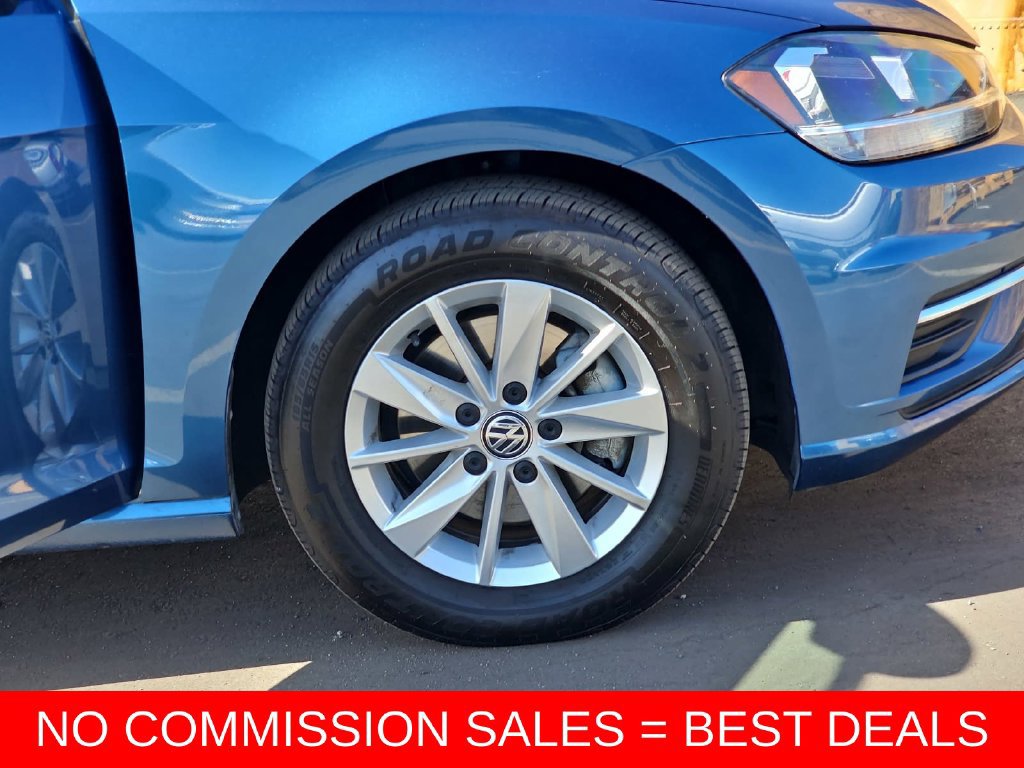 Used 2019 Volkswagen Golf S w/ Driver Assistance Package FWD image 38