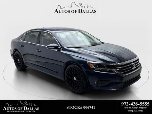 Used 2022 Volkswagen Passat 2.0T SE FWD image 1