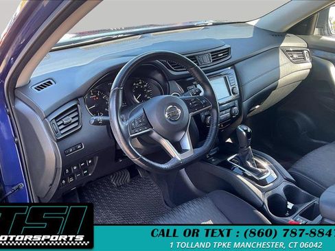 Used 2019 Nissan Rogue SV w/ Premium Package AWD/4WD image 14
