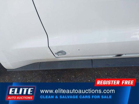 Used 2022 Ford Mustang Coupe w/ Equipment Group 101A RWD image 33