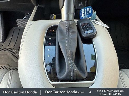 Certified 2025 Honda HR-V EX-L image 32