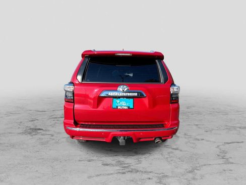 Used 2022 Toyota 4Runner Limited AWD/4WD image 7