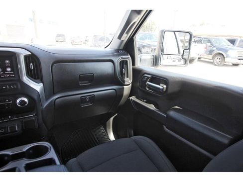 Used 2024 GMC Sierra 3500 Pro image 13