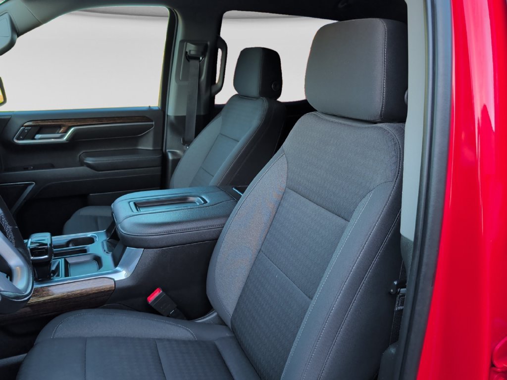Used 2022 GMC Sierra 1500 Elevation w/ LPO, Elevation Black Package AWD/4WD image 17