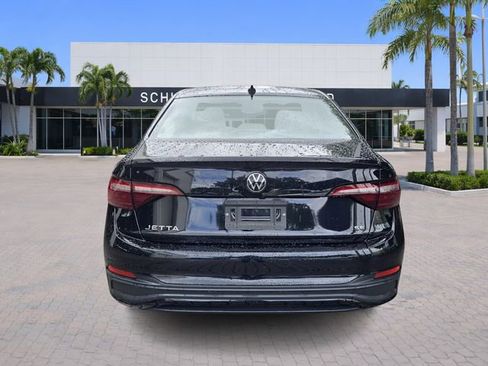 Certified 2024 Volkswagen Jetta SE FWD image 6