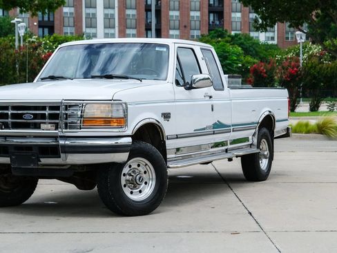 Used 1996 Ford F250 4x4 SuperCab image 9