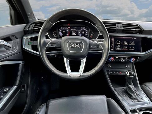 Used 2021 Audi Q3 2.0T Premium AWD/4WD image 8