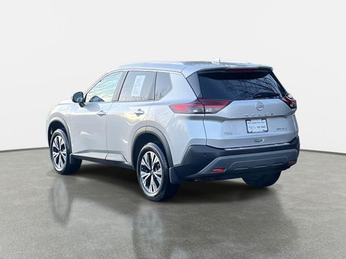 Certified 2022 Nissan Rogue SV w/ SV Premium Package image 7