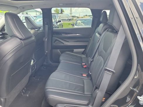 Used 2025 INFINITI QX60 Pure AWD/4WD image 12