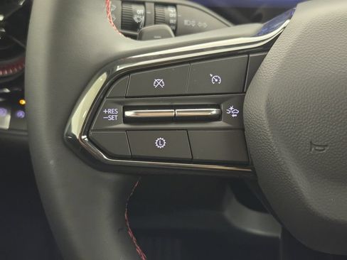 New 2026 Chevrolet Equinox RS w/ Convenience Package III FWD image 31