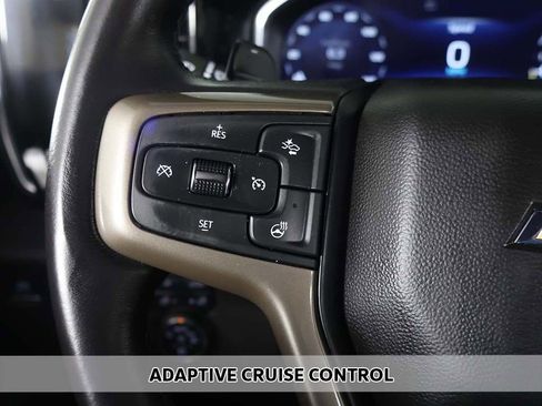 Used 2022 Chevrolet Silverado 1500 High Country w/ Technology Package AWD/4WD image 5