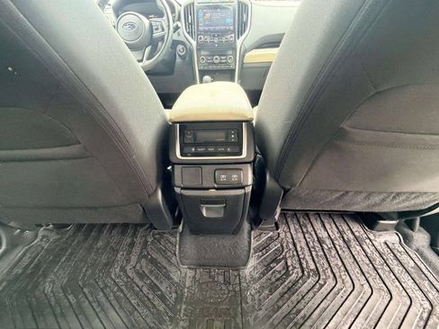 Used 2020 Subaru Ascent Premium w/ Convenience Package AWD/4WD image 30