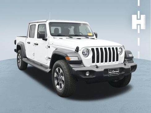 Used 2020 Jeep Gladiator Sport w/ Quick Order Package 24S image 3