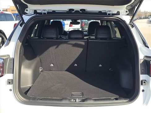 New 2026 Jeep Compass Latitude image 8