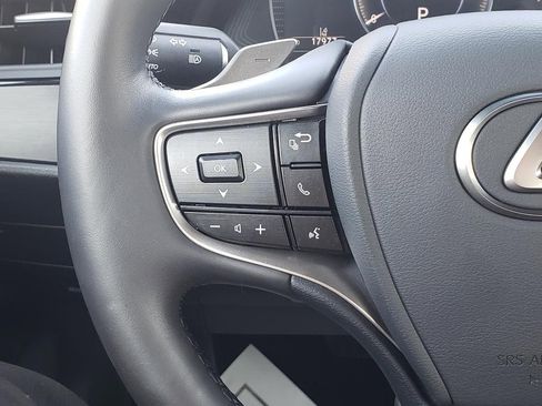 Used 2024 Lexus ES 350 w/ Premium Package image 28