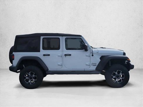 Used 2018 Jeep Wrangler Unlimited Sport S image 4