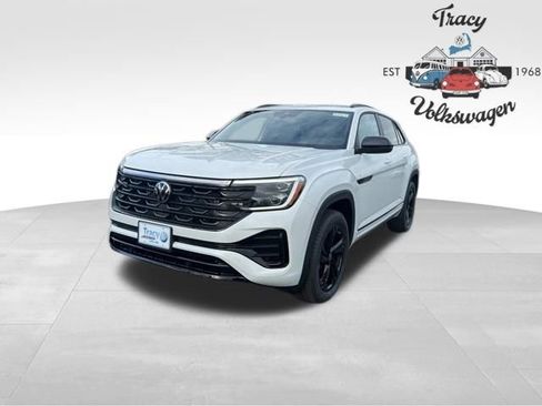 New 2026 Volkswagen Tiguan SEL R-Line image 3