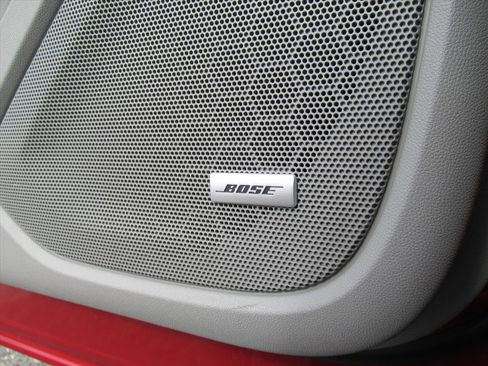 Used 2022 GMC Terrain SLT w/ Infotainment Package II image 29