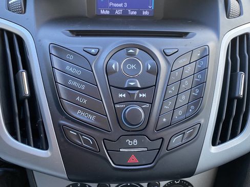 Used 2012 Ford Focus SE image 26