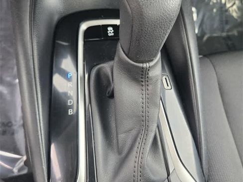 Used 2023 Toyota Corolla LE image 13