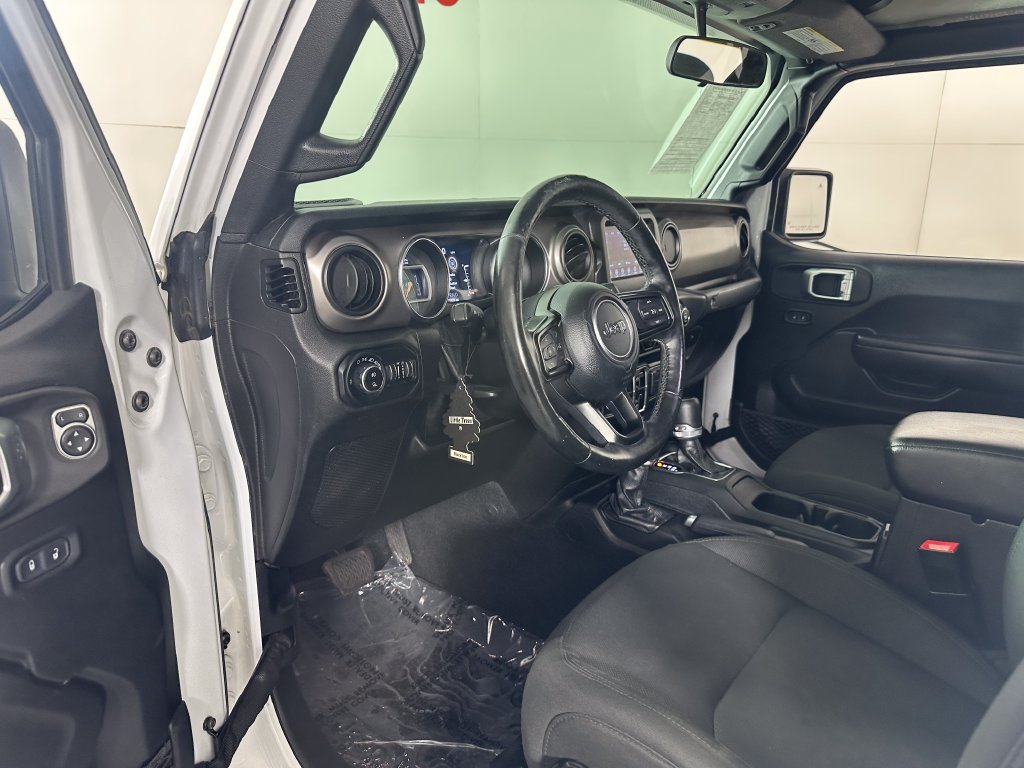 Used 2020 Jeep Gladiator Sport w/ Quick Order Package 24S AWD/4WD image 15
