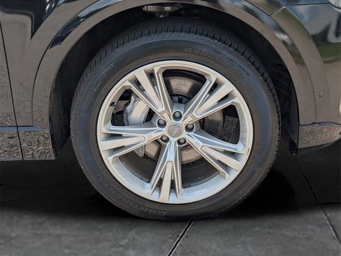 Used 2019 Audi Q8 Prestige w/ Cold Weather Package image 6