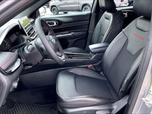 Certified 2023 Jeep Compass Trailhawk AWD/4WD image 27