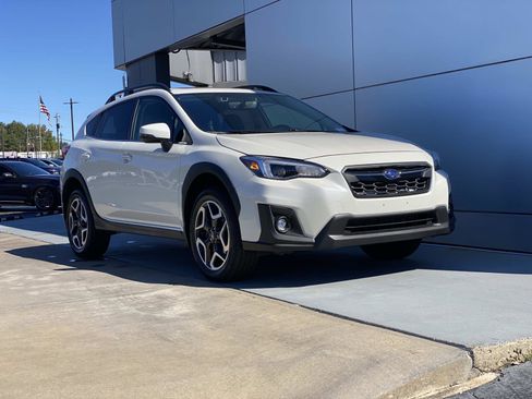 Used 2020 Subaru Crosstrek 2.0i Limited w/ Moonroof Package w/Navigation image 2