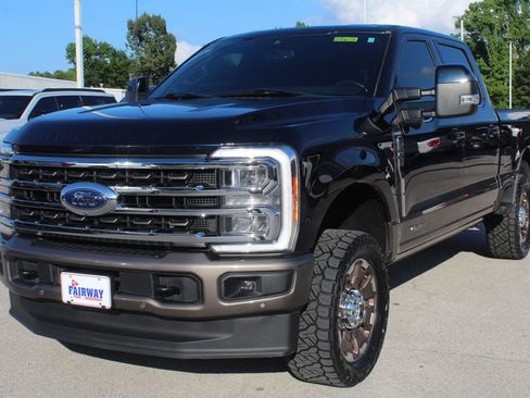 Used 2023 Ford F250 King Ranch AWD/4WD image 6