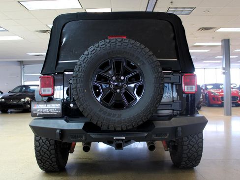 Used 2017 Jeep Wrangler Sport image 20