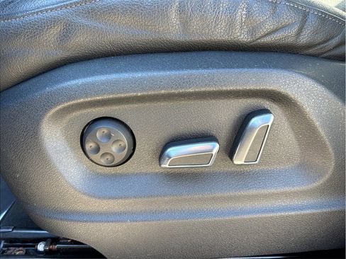 Used 2015 Audi Q5 3.0T Premium Plus image 18