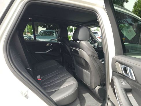 Used 2026 BMW X5 xDrive40i AWD/4WD image 13
