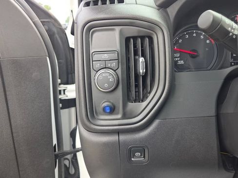 Used 2022 Chevrolet Silverado 1500 Custom RWD image 23