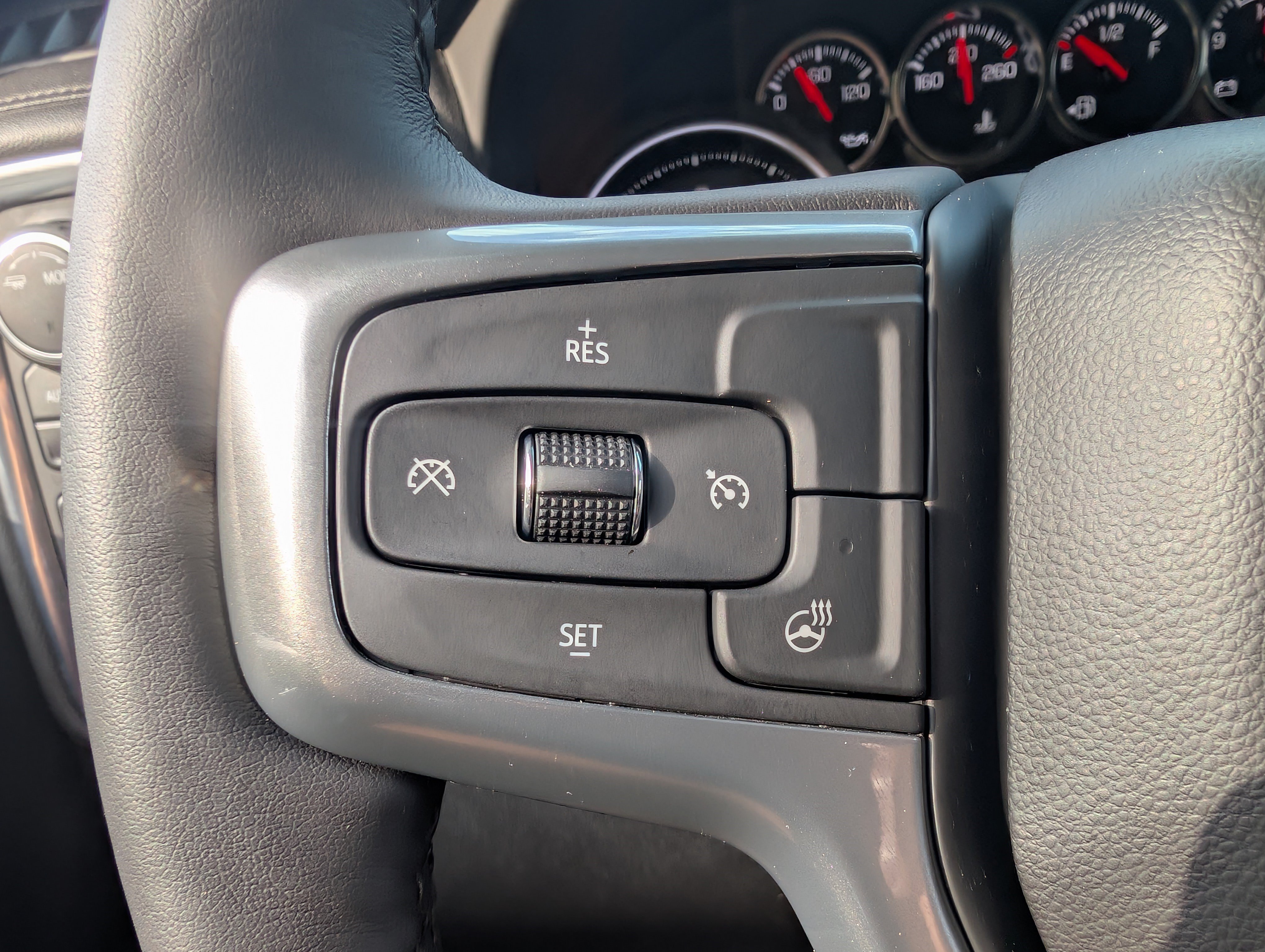 Used 2022 Chevrolet Silverado 2500 LTZ w/ LTZ Plus Package AWD/4WD image 32