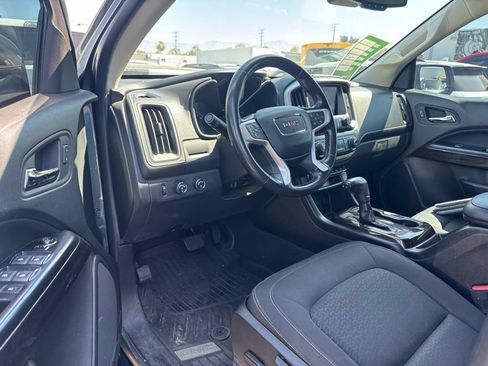 Used 2020 GMC Canyon SLE w/ Driver Alert Package AWD/4WD image 5
