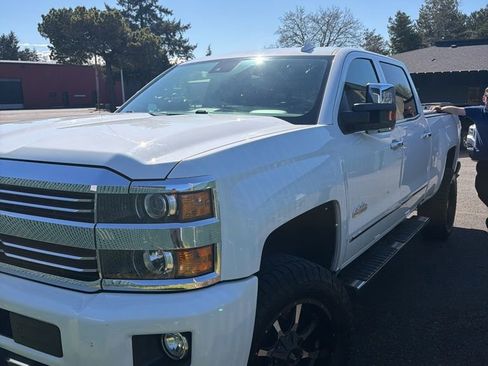 Used 2017 Chevrolet Silverado 2500 High Country image 1