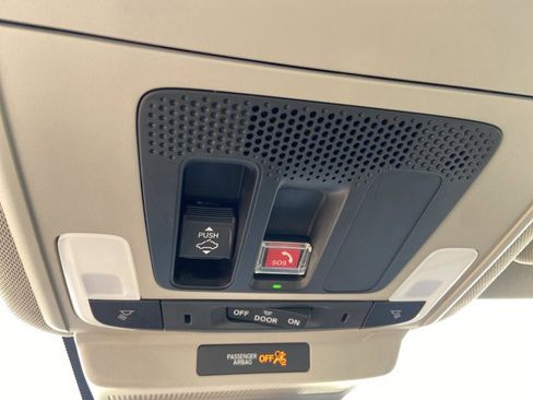 Used 2023 Honda Accord EX image 44