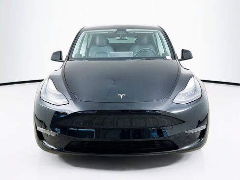 Used 2022 Tesla Model Y Performance AWD/4WD image 2