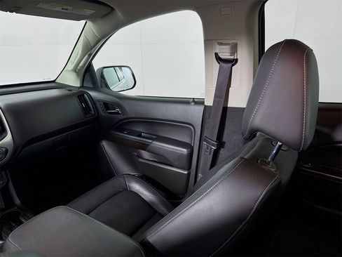 Used 2019 GMC Canyon SLT w/ Driver Alert Package image 20