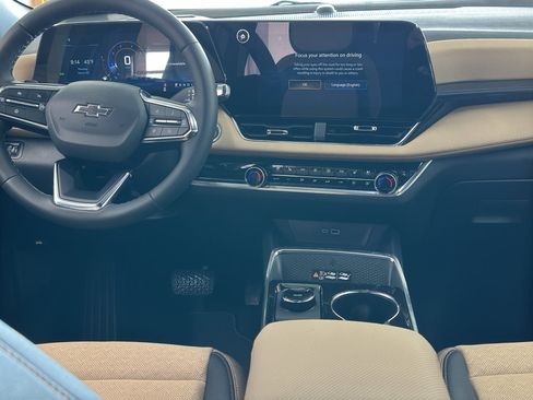 New 2026 Chevrolet Equinox ACTIV AWD/4WD image 15