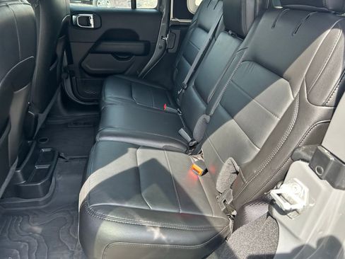 Certified 2023 Jeep Wrangler Unlimited Sahara AWD/4WD image 23