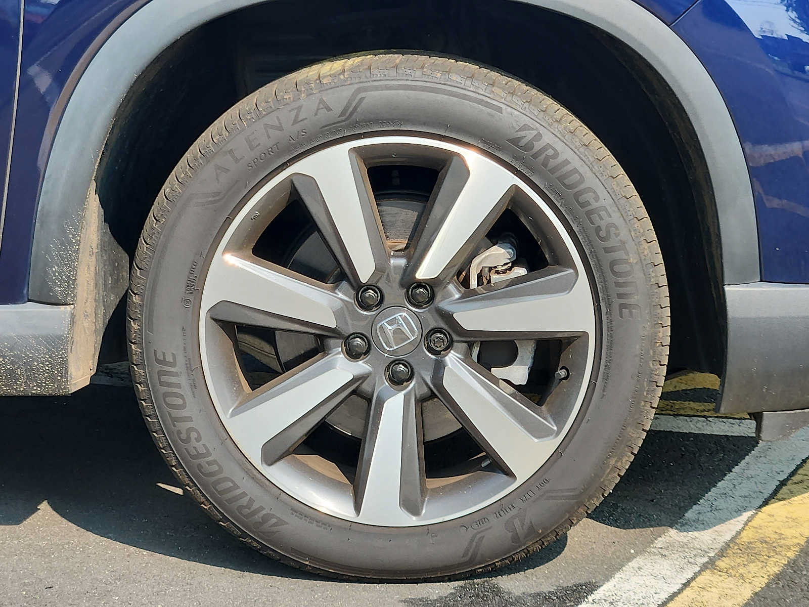 Used 2024 Honda Pilot Touring image 8