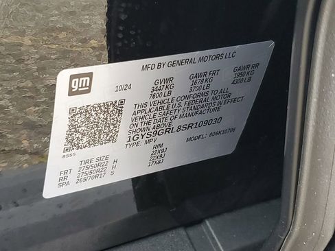 Certified 2025 Cadillac Escalade Sport Platinum w/ LPO, Floor Liner Package image 36