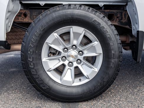 Used 2023 Chevrolet Silverado 1500 LT w/ Work Truck Package AWD/4WD image 7