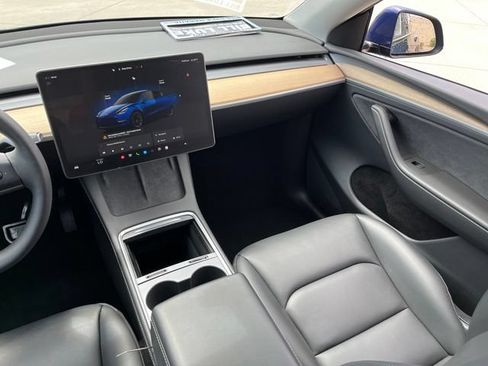 Used 2023 Tesla Model Y Long Range AWD/4WD image 11