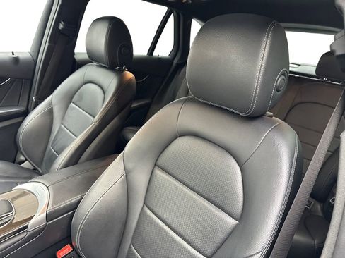 Used 2022 Mercedes-Benz GLC 300 4MATIC image 26