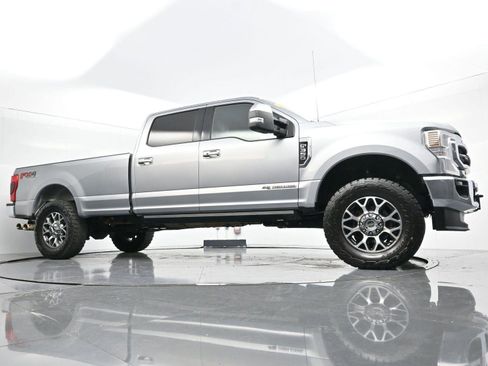 Used 2020 Ford F350 Lariat w/ Lariat Ultimate Package image 45